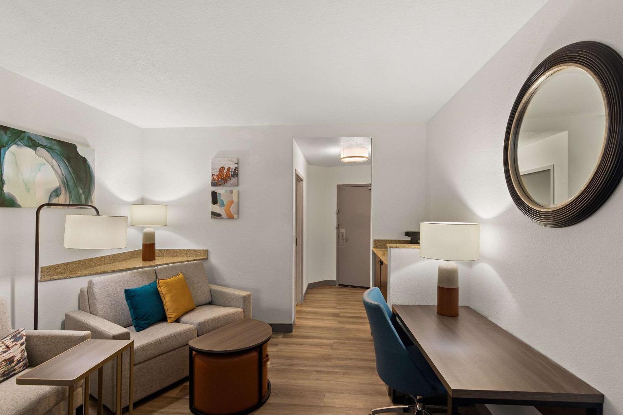 Comfort Suites Vero Beach I-95 Buitenkant foto