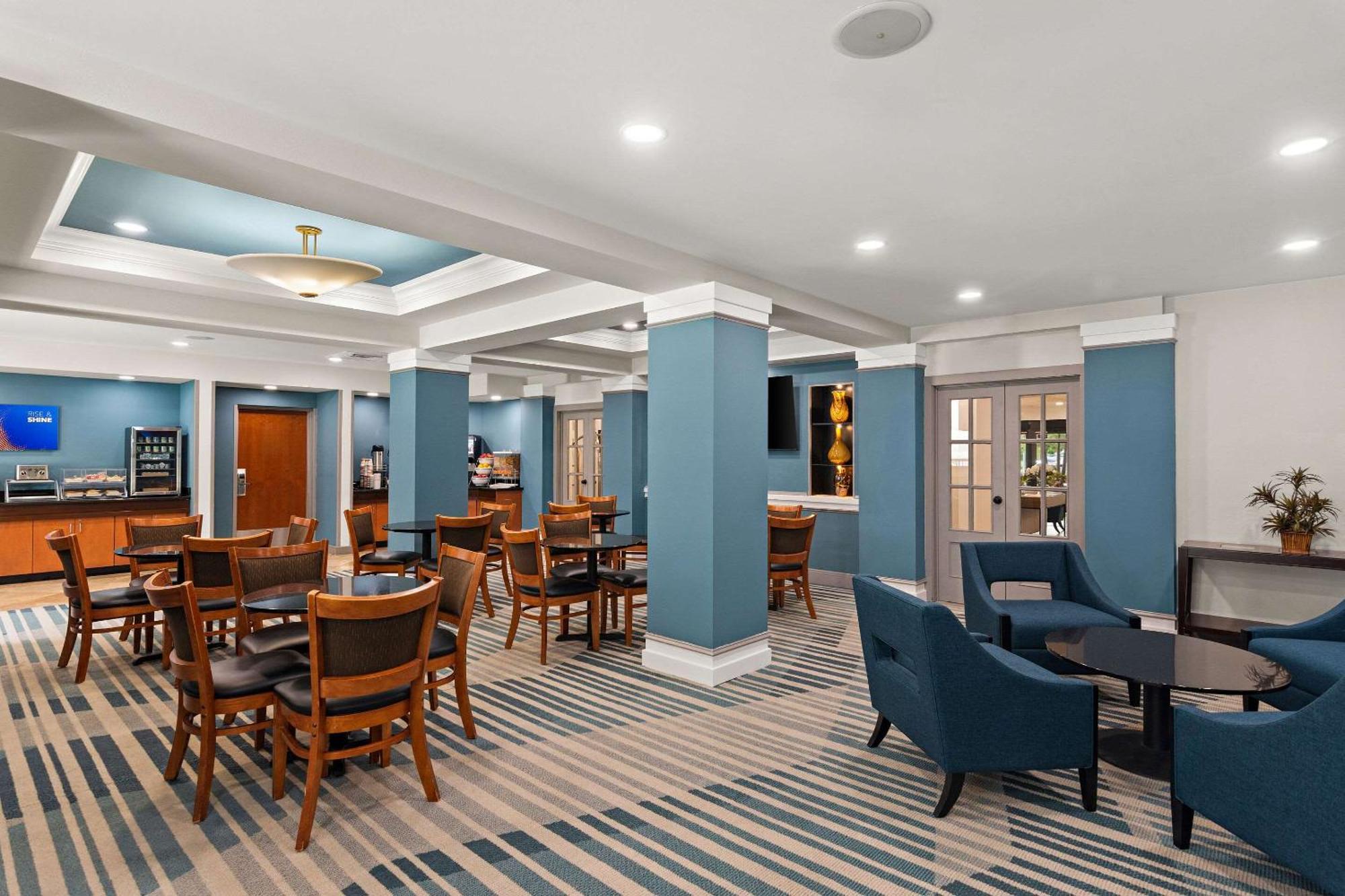 Comfort Suites Vero Beach I-95 Buitenkant foto