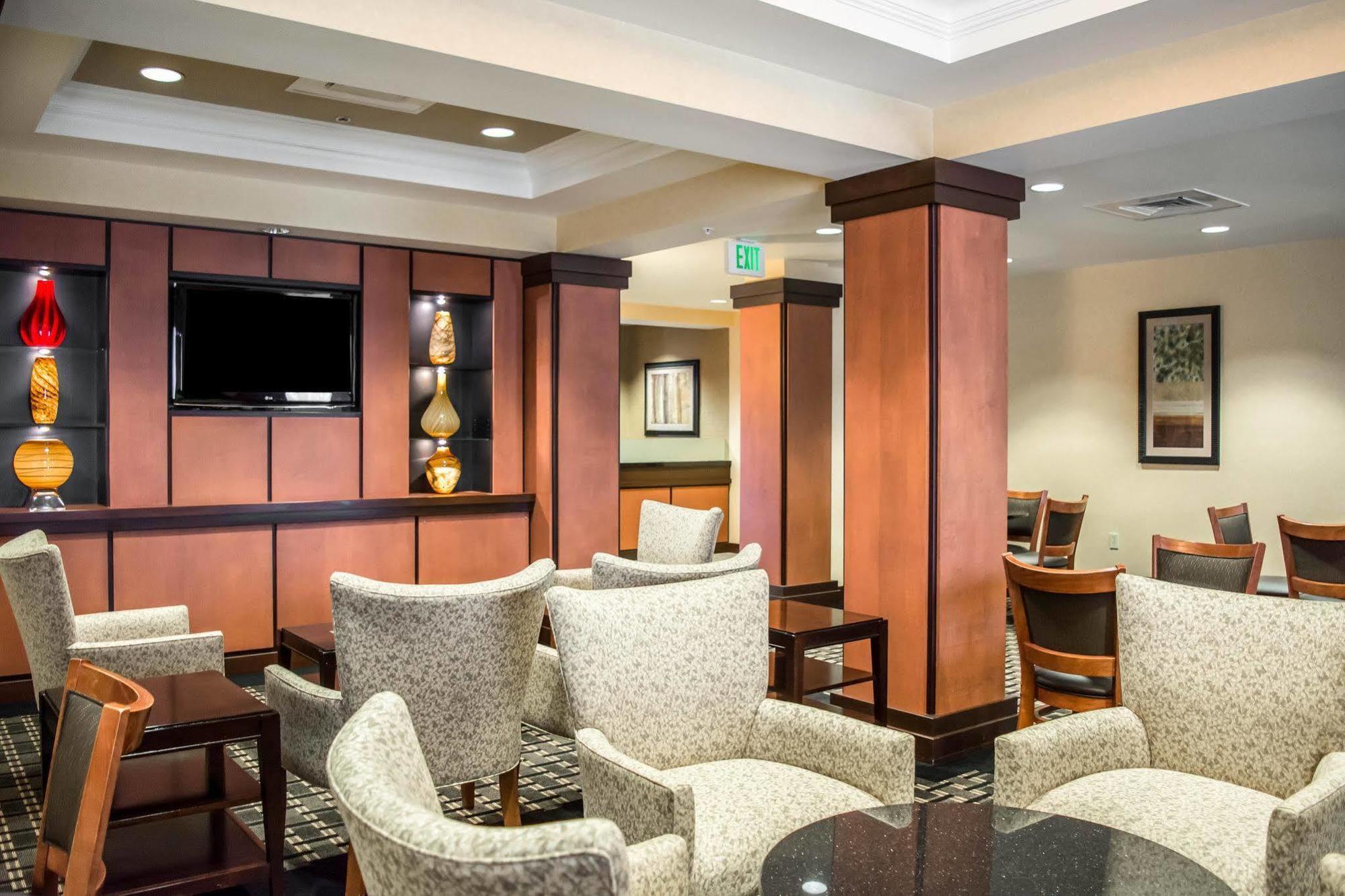 Comfort Suites Vero Beach I-95 Buitenkant foto