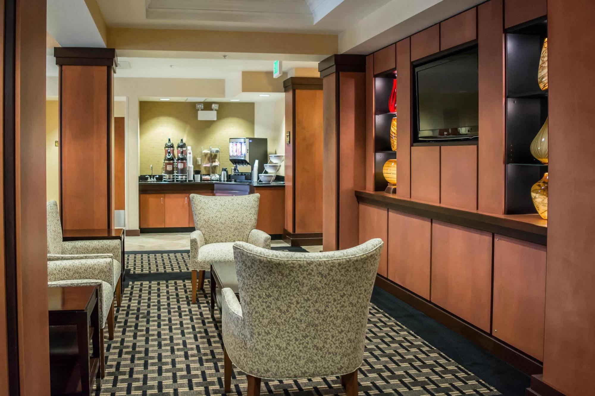 Comfort Suites Vero Beach I-95 Buitenkant foto
